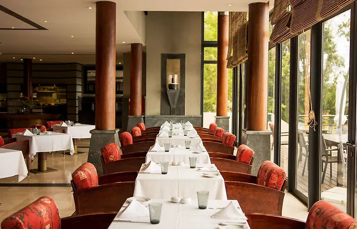 Hotel Choupana Hills & Funchal (Madeira)